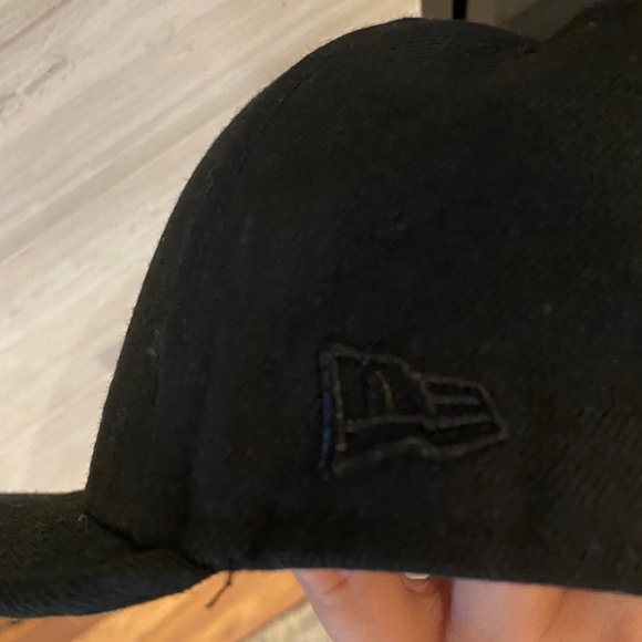 LA flat brim SnapBack all black - Picture 2 of 6